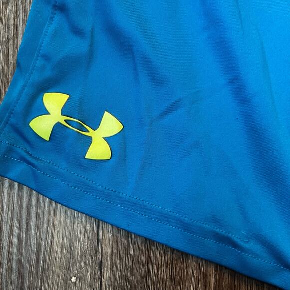 Under Armour Boy's MD Loose Fit Athletic Shorts - Picture 2 of 5